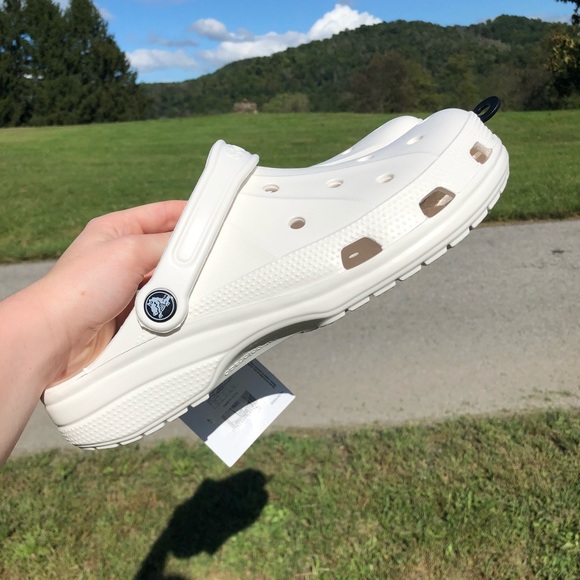 white crocs size 10